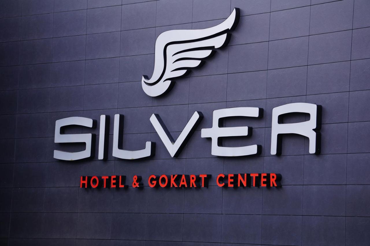 Silver Hotel & Gokart Center Stettin Exterior foto